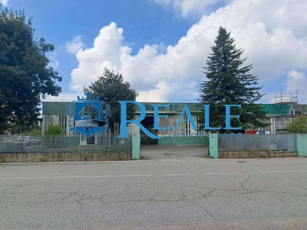 locale commerciale in affitto a Boffalora sopra Ticino