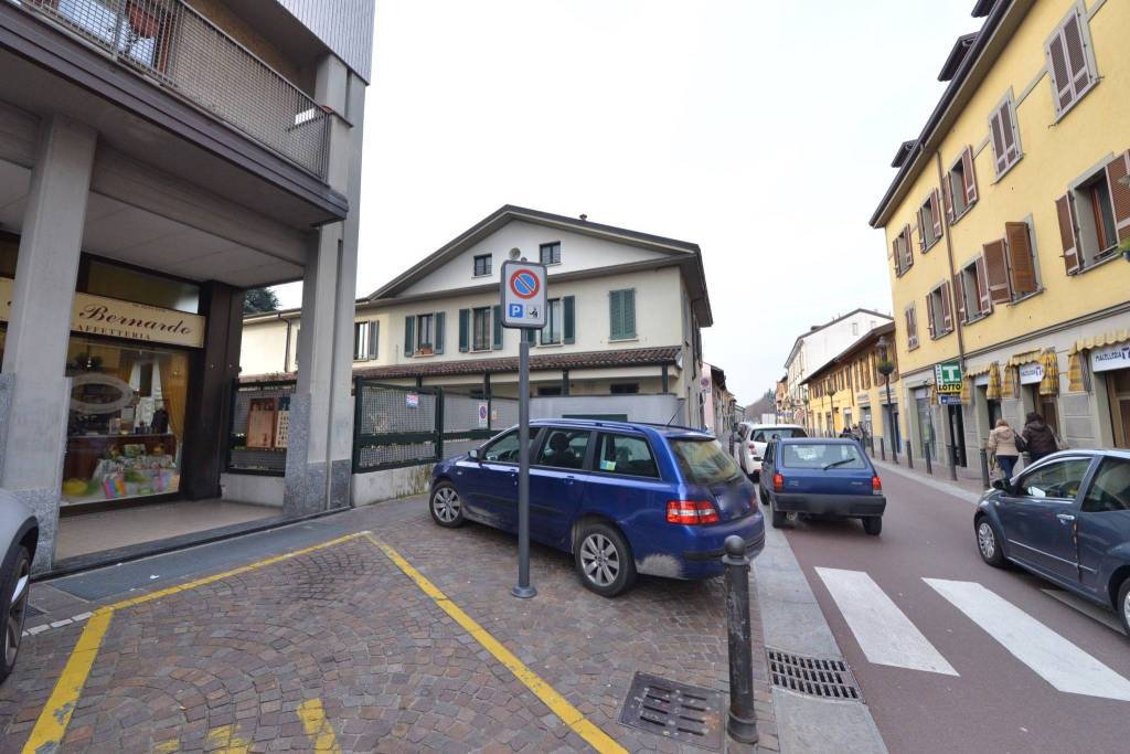 appartamento in affitto a Bollate in zona Cassina Nuova