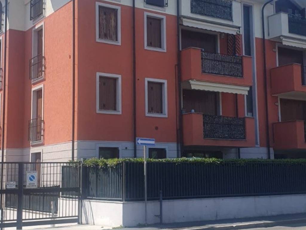 appartamento in affitto a Bollate