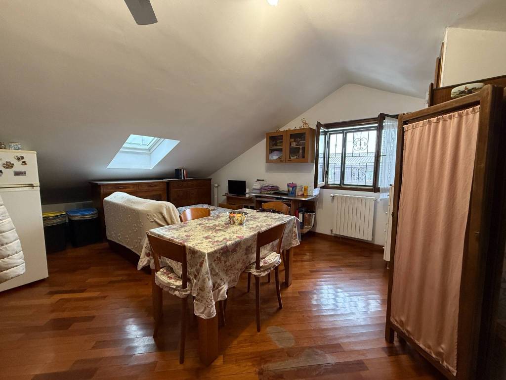 appartamento in affitto a Bollate in zona Cassina Nuova