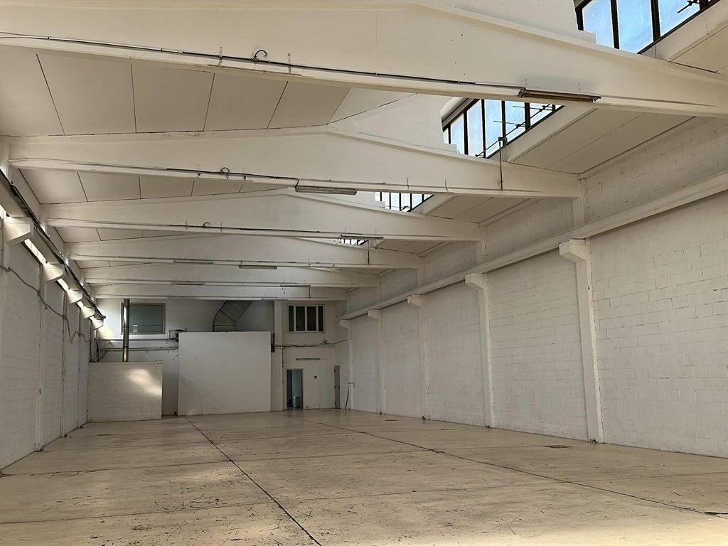 locale commerciale in affitto a Bollate in zona Ospiate