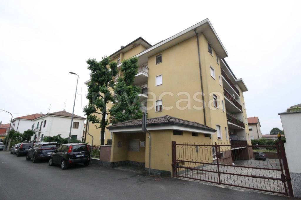 appartamento in affitto a Bollate