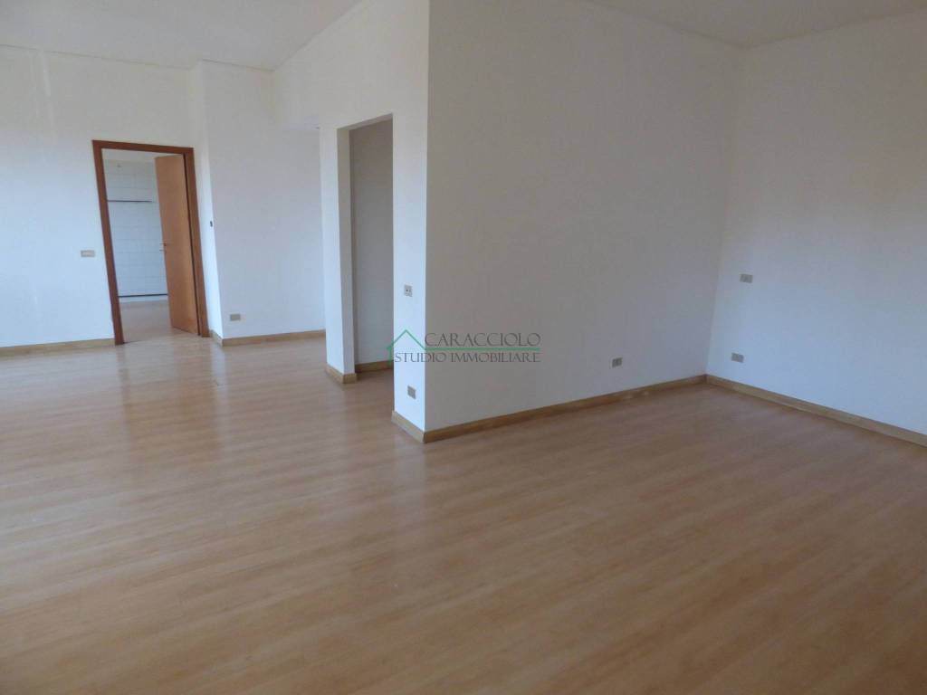 appartamento in affitto a Bollate in zona Ospiate
