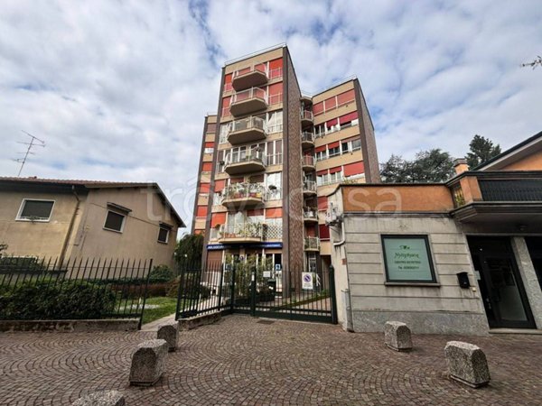 appartamento in affitto a Bollate in zona Ospiate