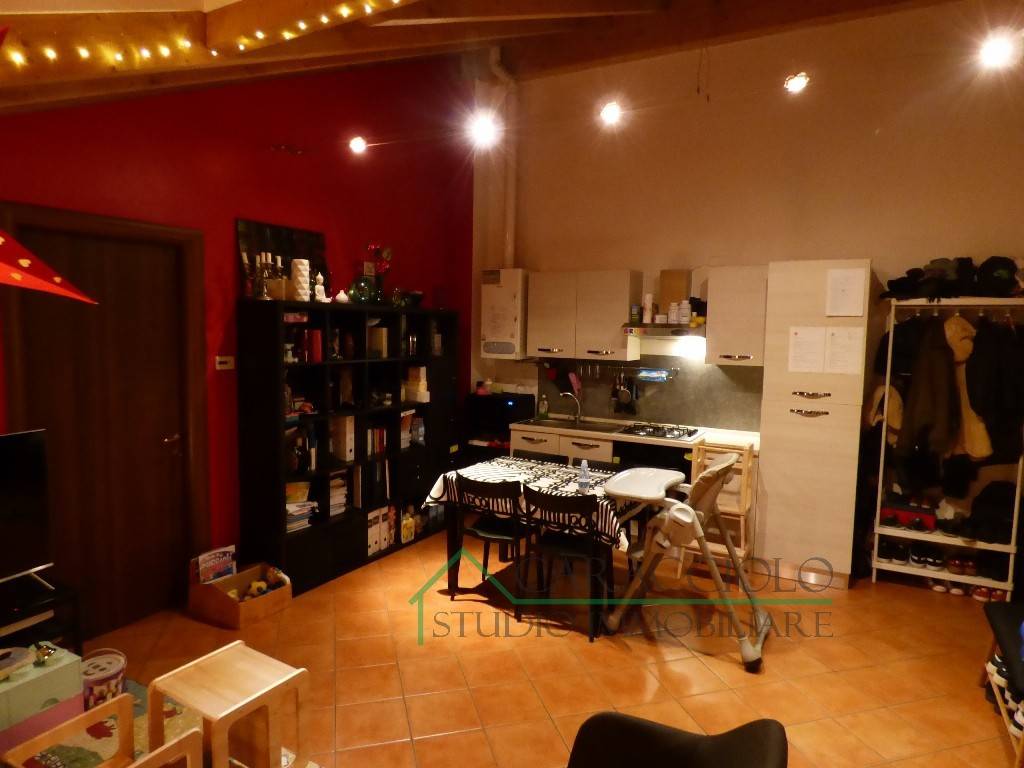 appartamento in affitto a Bollate in zona Ospiate
