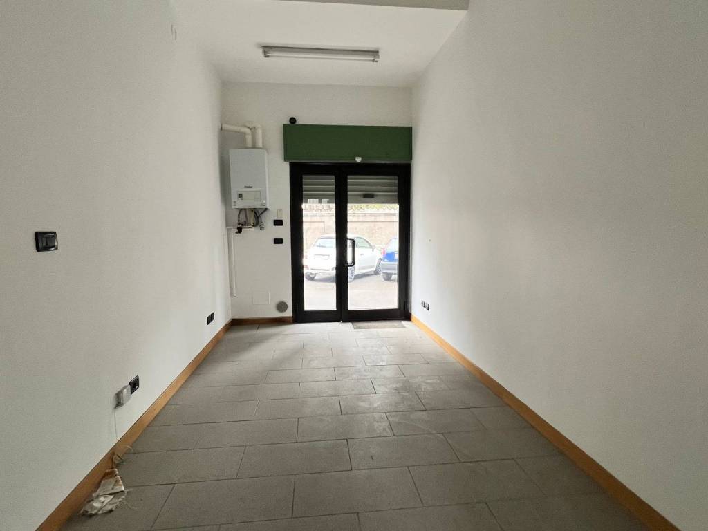 negozio in affitto a Bresso
