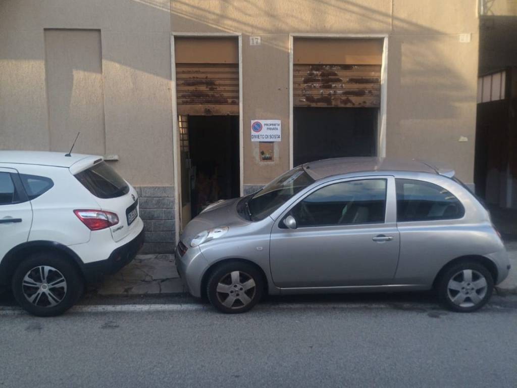 negozio in affitto a Bresso
