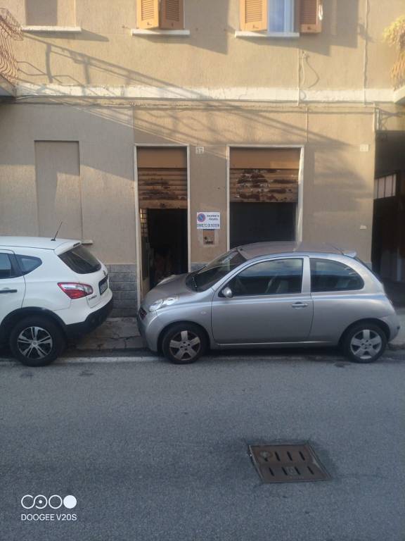negozio in affitto a Bresso