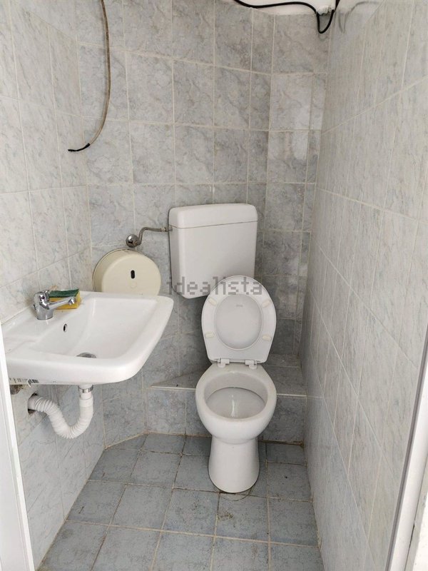 locale commerciale in affitto a Bresso