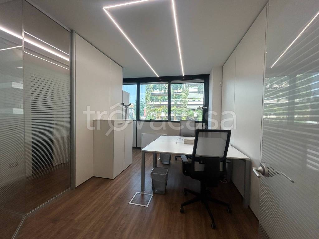 ufficio in affitto a Bresso