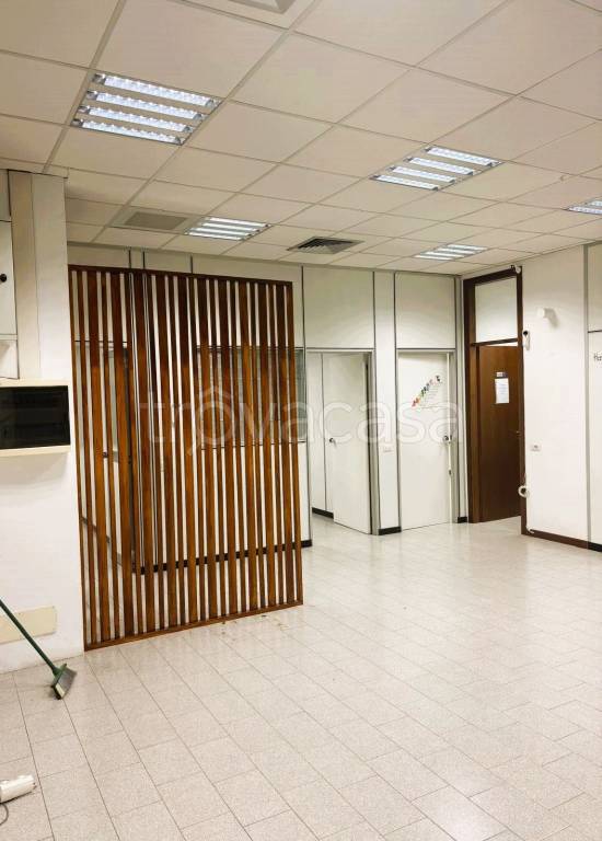 ufficio in affitto a Bresso