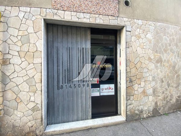 negozio in affitto a Bresso
