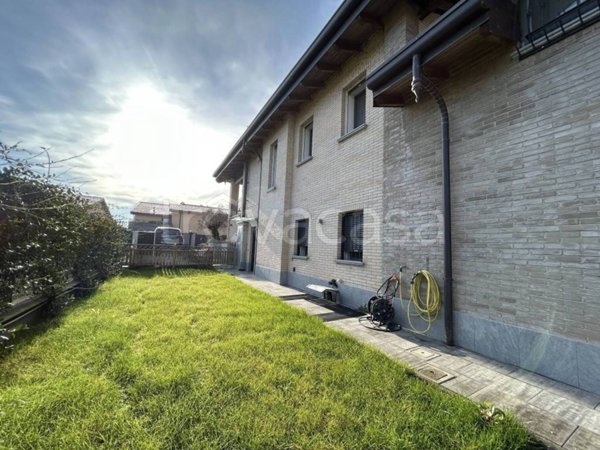 casa indipendente in affitto a Bubbiano