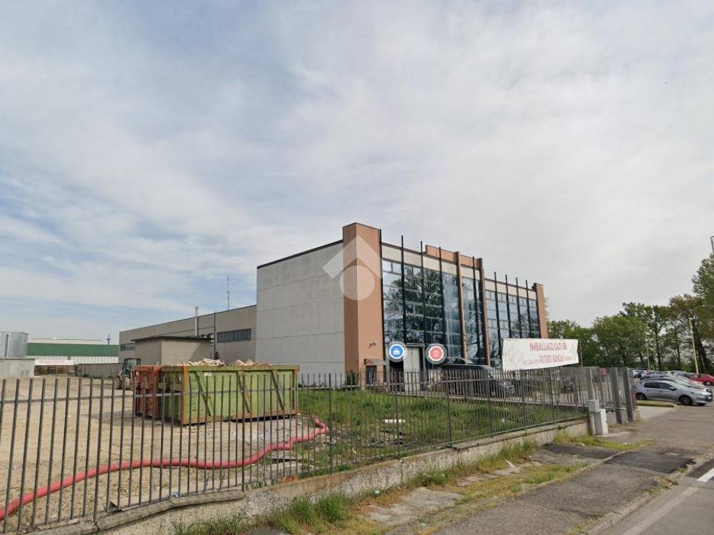 locale commerciale in affitto a Buccinasco
