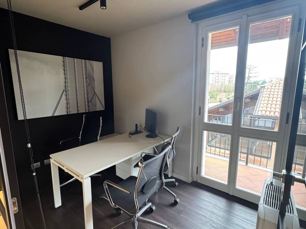 ufficio in affitto a Buccinasco