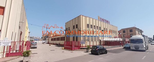 locale commerciale in affitto a Buccinasco