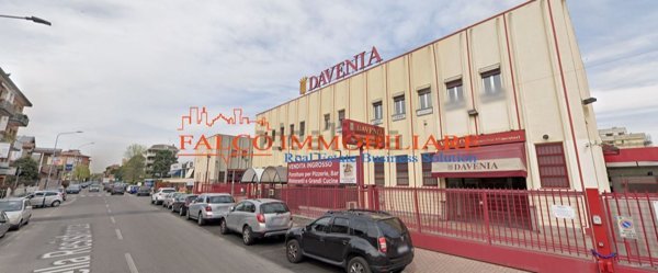 locale commerciale in affitto a Buccinasco
