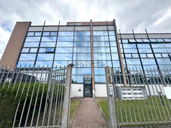 ufficio in affitto a Buccinasco