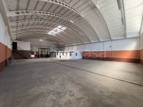 locale commerciale in affitto a Buccinasco