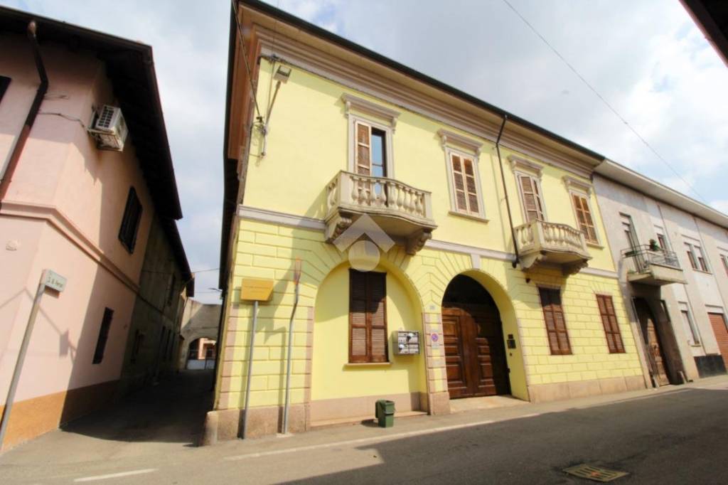 appartamento in affitto a Buscate