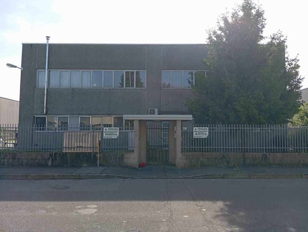 locale commerciale in affitto a Busto Garolfo