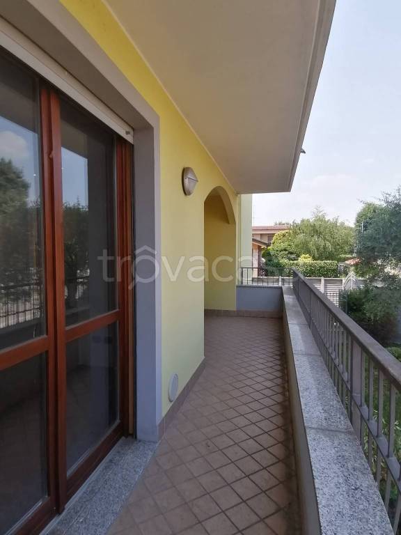 appartamento in affitto a Busto Garolfo
