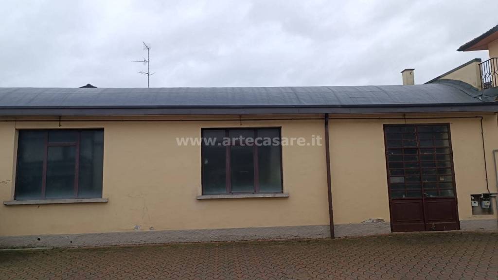 appartamento in affitto a Busto Garolfo