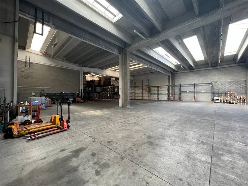 locale di sgombero in affitto a Cambiago