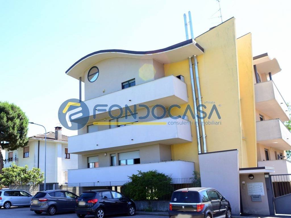 appartamento in affitto a Canegrate