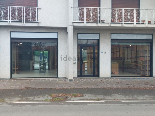 locale commerciale in affitto a Canegrate