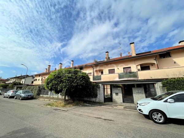 appartamento in affitto a Canegrate