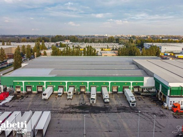 locale commerciale in affitto a Carpiano