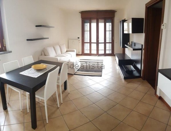 appartamento in affitto a Carpiano