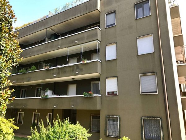 appartamento in affitto a Carugate