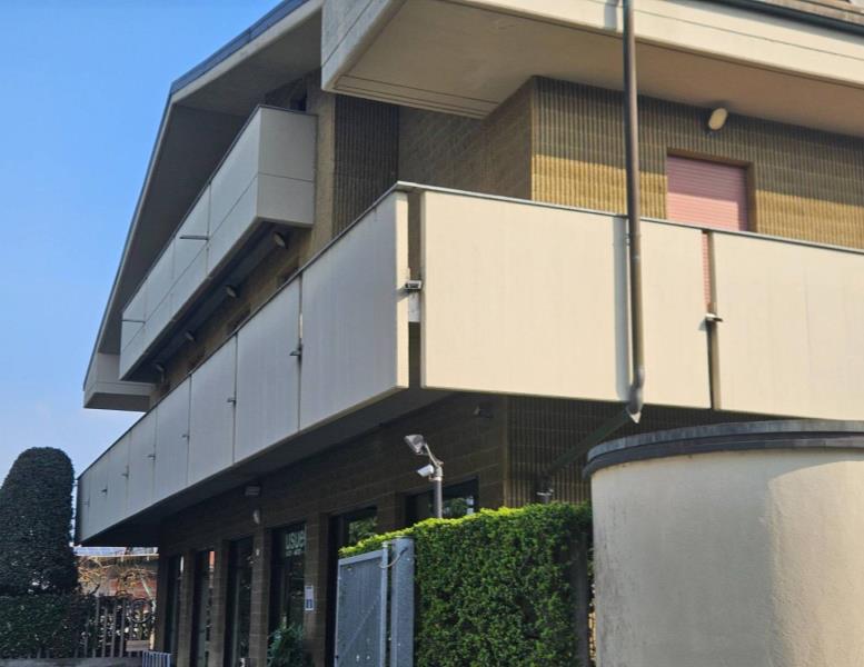 negozio in affitto a Carugate