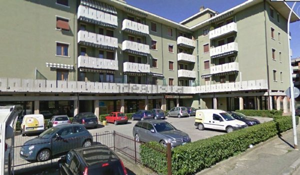 ufficio in affitto a Cassano d'Adda