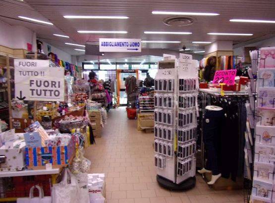 negozio in affitto a Cassano d'Adda