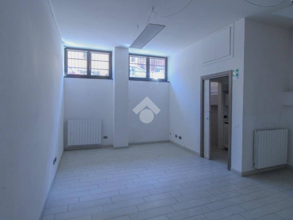 ufficio in affitto a Cassano d'Adda