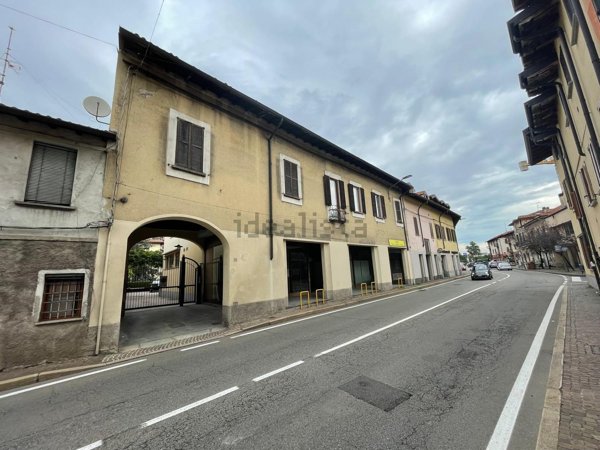 negozio in affitto a Cassina de' Pecchi