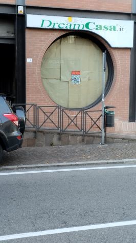 negozio in affitto a Cassina de' Pecchi