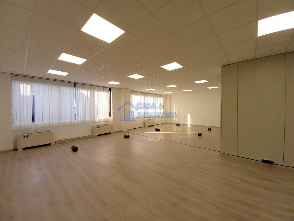 ufficio in affitto a Cassina de' Pecchi