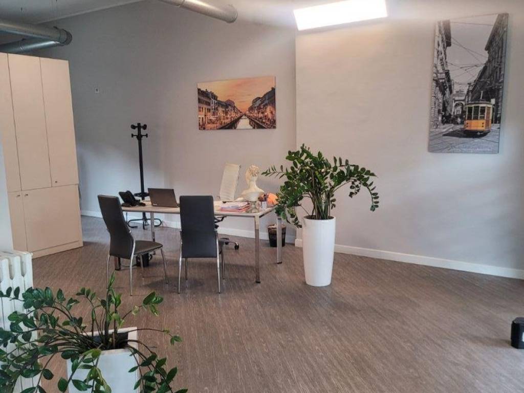negozio in affitto a Cassina de' Pecchi