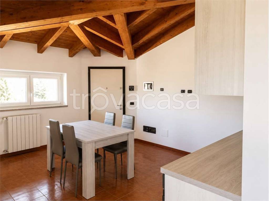 appartamento in affitto a Cassina de' Pecchi in zona Sant'Agata Martesana