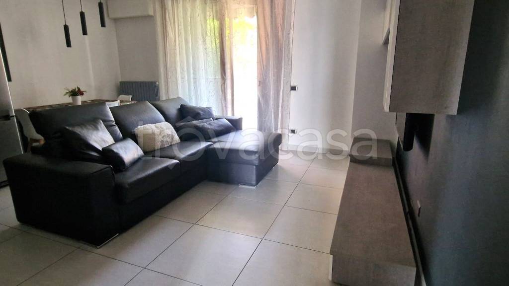 appartamento in affitto a Cassina de' Pecchi in zona Sant'Agata Martesana