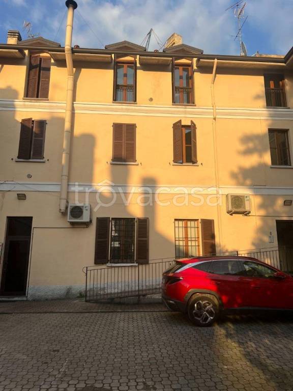 appartamento in affitto a Cassina de' Pecchi in zona Sant'Agata Martesana
