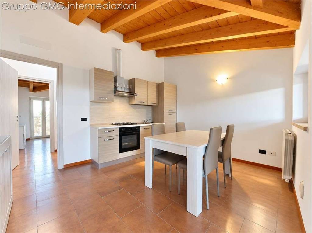 appartamento in affitto a Cassina de' Pecchi in zona Sant'Agata Martesana