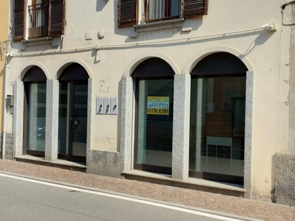 negozio in affitto a Castano Primo