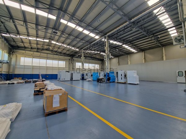 capannone in affitto a Castano Primo