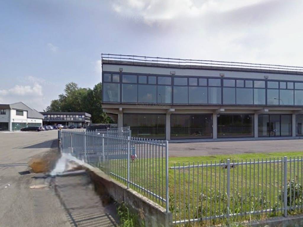 locale commerciale in affitto a Cernusco sul Naviglio