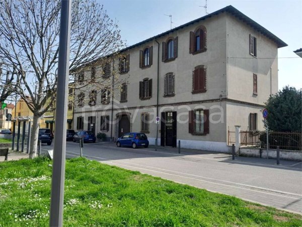 appartamento in affitto a Cernusco sul Naviglio in zona Ronco
